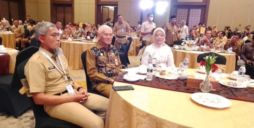 Perkuat Kapasitas Aparatur Desa, Sekda Sultra Hadiri Peresmian LMS Pamong Desa dalam Rakornas 2024 1 Screenshot 20241015 230732 Facebook