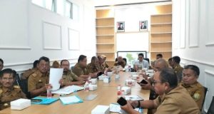 Pemprov Sultra Hadiri Rakor Pengendalian Inflasi, Sekda: Sinergi Kunci Stabilitas Harga 3 Screenshot 20250224 234353 Facebook