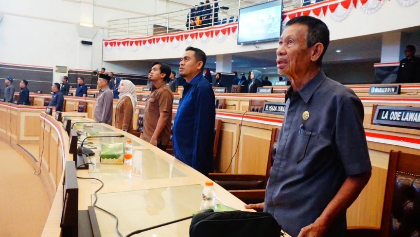 DPRD Kota Kendari Sahkan Raperda RPJMD 2025–2029, Fokus ke UMKM, Infrastruktur, dan Lingkungan 4 FB IMG 1753714048444