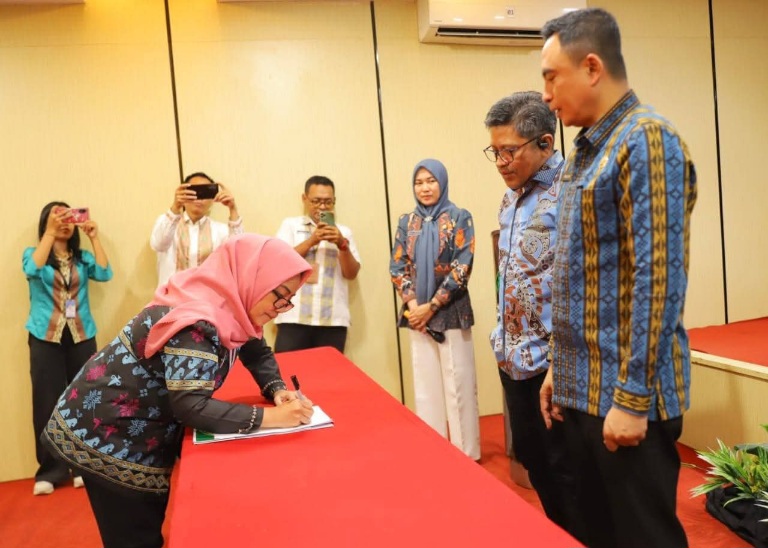 Sinergi Dukcapil dan Kominfo Perkuat Pelayanan Publik Digital Berbasis Data Kependudukan 4 FB IMG 1754561134431