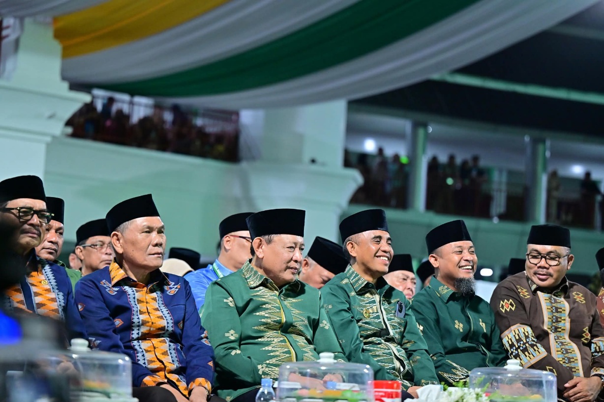 Menko PMK Buka STQH Nasional di Sultra: Ilmu Harus Bersanding dengan Akhlak 2 FB IMG 1761583780415