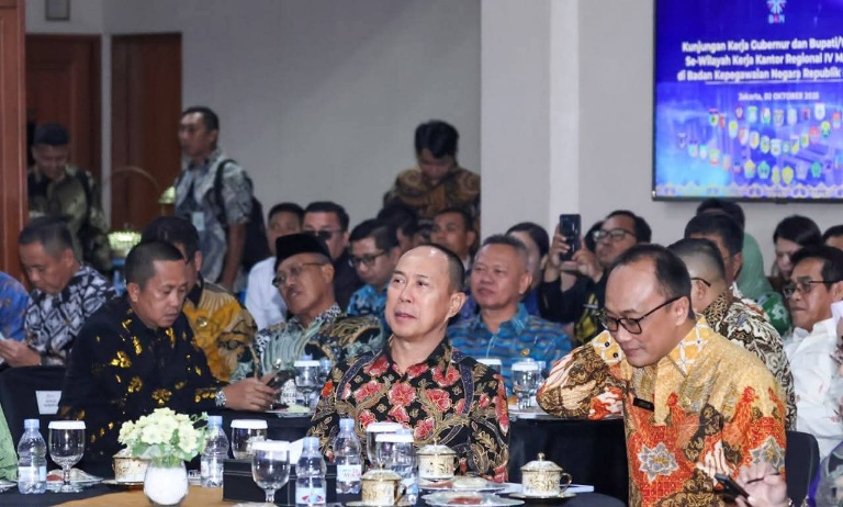 Andi Sumangerukka: SDM Unggul Kunci Kemajuan Pembangunan Daerah 3 FB IMG 1761609298666