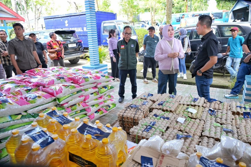 Sinergi Pemkot dan Bank Sultra Percepat Bantuan untuk Korban Banjir 2 FB IMG 1778815859648