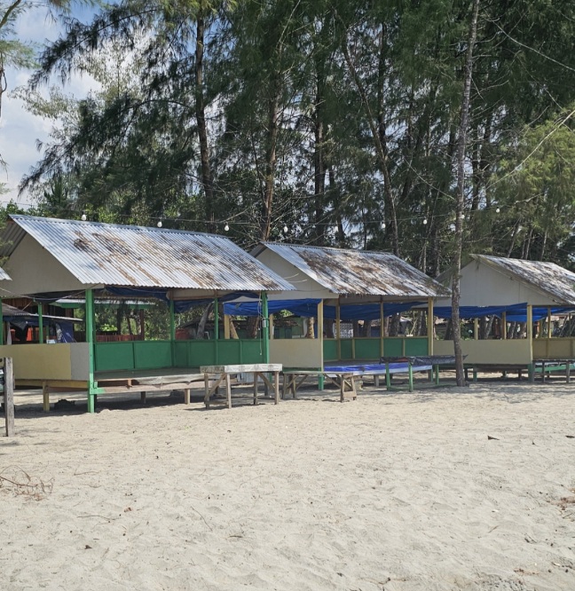 Wisata Bahari Konawe Utara Makin Bergairah, Pantai Wale di Ulusawa Jadi Magnet Baru 5 Screenshot 20260711 070733 Gallery